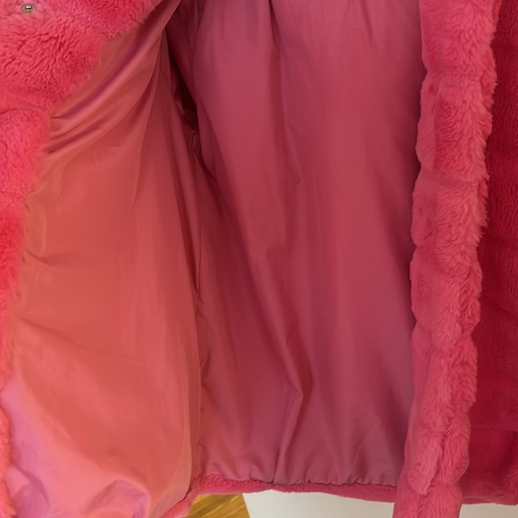Apparis Faux Fur Pink Coat size M - Picture 3 of 6